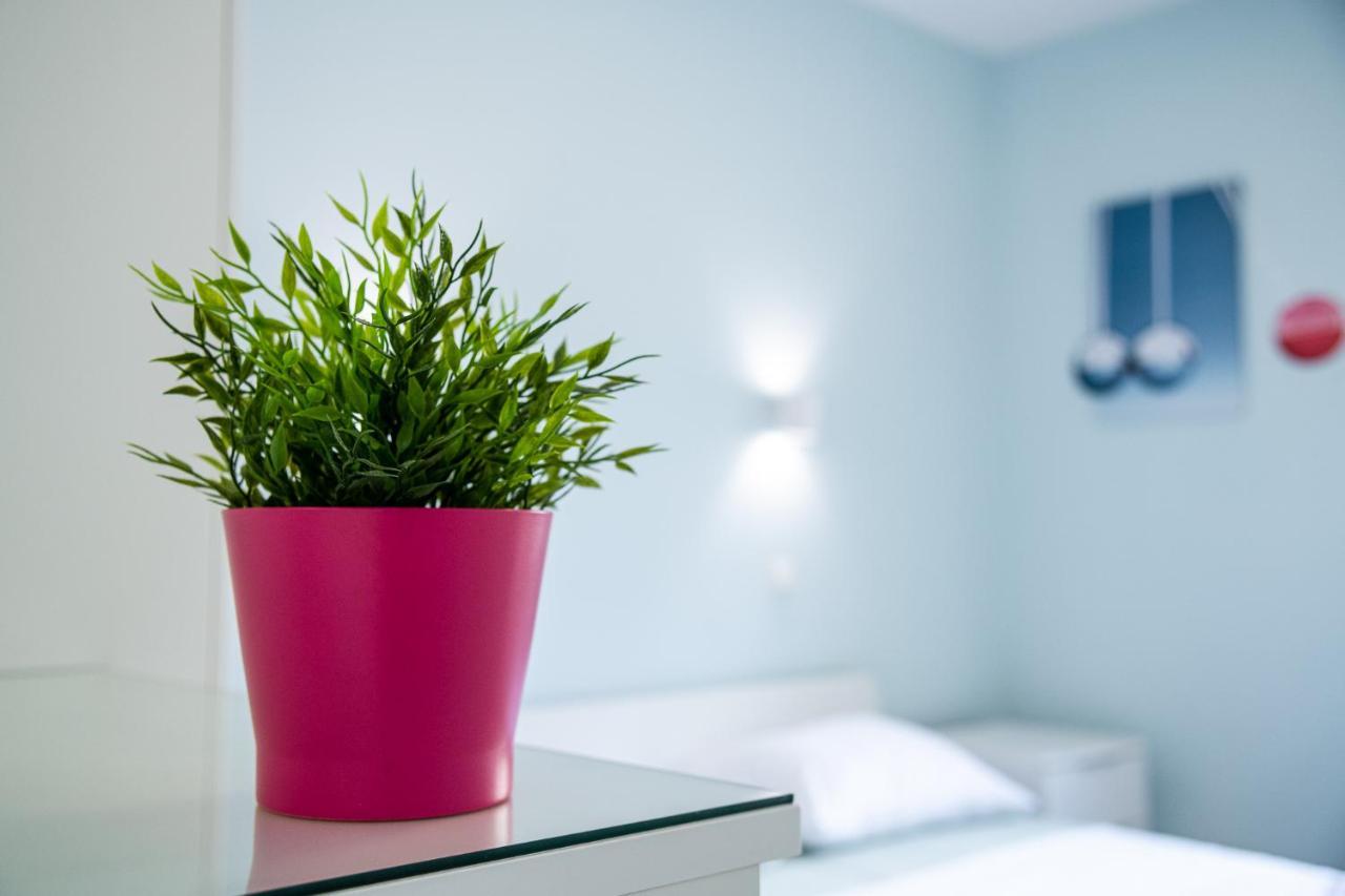 Colibri Central Apartment Varna Dış mekan fotoğraf