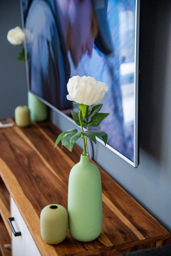 Colibri Central Apartment Varna Dış mekan fotoğraf
