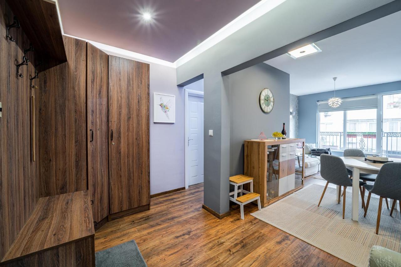 Colibri Central Apartment Varna Dış mekan fotoğraf